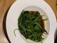-峨嵋小镇·川菜(勒泰中心店)