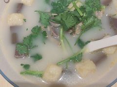 -小杨生煎(浦江欢乐颂店)