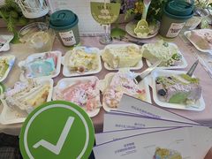 -小苍兰风铃草蛋糕甜品(沈阳店)