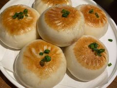 葱香煎包-首秀·四川料理(星耀101店)