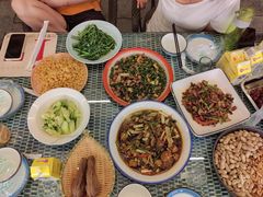 -去吃小龙虾·江湖菜·烧烤(南滨路店)