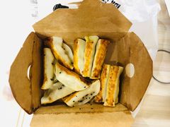 虾肉锅贴-众口斋锅贴(银泰城店)