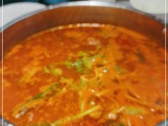 -野山舂·贵州现舂酸汤牛肉(民生路店)