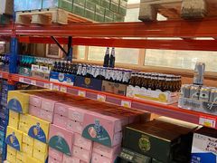 -洛哈思全球商品折扣仓(昆山路店)