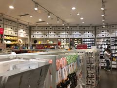 -名创优品(山东青岛东方城店)