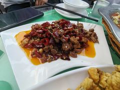 -兔行天下-鸿鹤鲜锅兔(中海国际店)