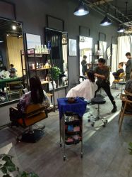 大厅-MOVAN  HAIR莫凡匠人发型屋