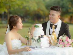 -经典婚纱摄影美学馆·私人定制