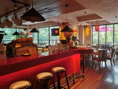 -龙门阵茶屋川菜馆(武康路店)