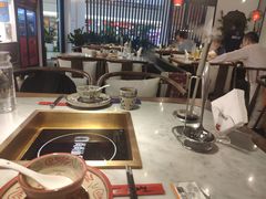 大堂-尚尚仙·酸汤猪手·猪肚鸡火锅(华联万柳购物中心店)