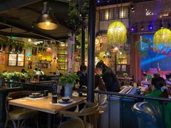 大堂-临界音乐酒馆·小龙虾·江湖菜(华熙LIVE·鱼洞店)