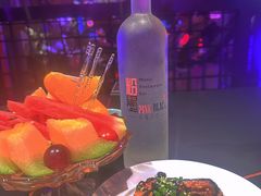 -粉墨特色菜·烧烤音乐酒馆