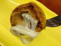 -BHC炸鸡(明洞总店)