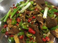 干锅牛肚-兄弟宁乡龙城(麓景路店)