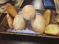 面包篮子-马迭尔德式西餐精酿啤酒屋(中央大街店)
