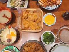 -8PINTS八品脱·日料·烧鸟·精酿小酒馆(莘庄店)