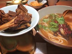 -百春原湖南牛肉粉(百联世纪店)