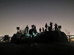-鬼笑石后山停车场