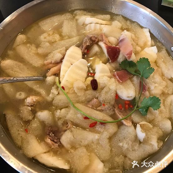 罗记又添缘竹荪山药鸡(西园南路店)