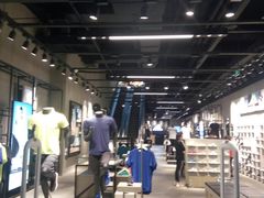 -adidas(印象城购物中心店)