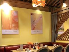 大堂-隔壁老王·家常云南菜(花巷店)