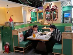 大堂-粤小煲鲜汤猪肚鸡(丹尼斯二天地店)