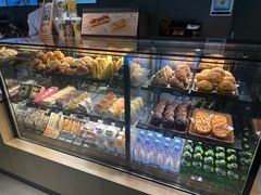 -星巴克(浦东机场T2到达店)