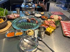 -哈哈碳都·牛肋条无限自助烤肉(台江万达店)