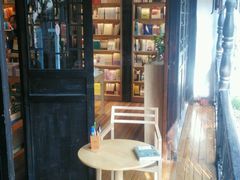 -猫的天空之城概念书店(杭州南宋御街店)