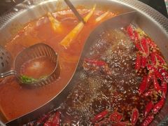 -廖掌柜·重庆鲜货火锅(上海首店)