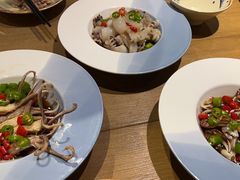 -臻鲜燕海鲜融合餐厅(金陵style店)
