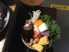 -湊湊火锅·茶憩(上海合生汇店)