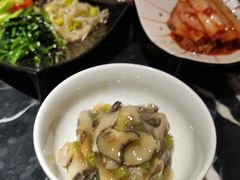 -山川小町·极番烧肉(新地假日广场店)