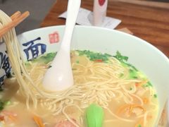 -李犟大爆鳝面·手工蟹黄包(湖滨西湖店)