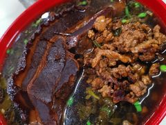 -小龙大肉面馆