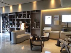 -西安大雁塔科技大学地铁站亚朵酒店