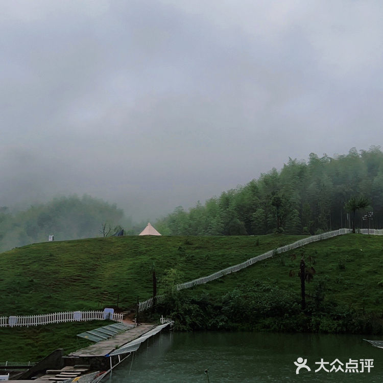 安吉｜悬崖边的☕️瀑布咖啡·半岛茶室🍵