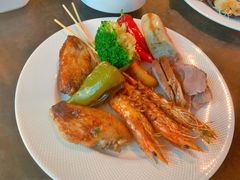 -亚洲国际大酒店·云顶阁旋转自助餐厅