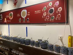 -尚尚仙·酸汤猪手·猪肚鸡火锅(华联万柳购物中心店)