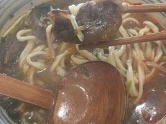 -陈八两面家(华孚写字楼店)