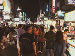 -六合夜市