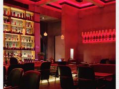 -饮湖威士忌鸡尾酒吧