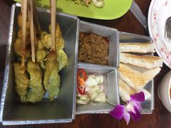 -Dang restaurant (patong phuket)