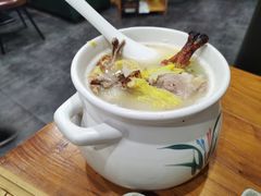 鸭架汤-新興传承烤鸭