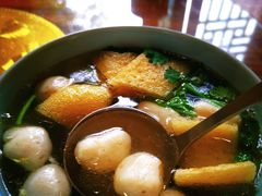 香菜鱼圆汤-双塔老饭店