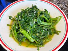 -川流不息·地道川菜·小龙虾(新松江路店)
