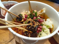 -诚铭记·虾仁汤包·成都小吃(融创店)