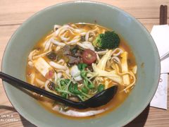 特制雪菜牛腩面-陳八两面家(滨江天街店)