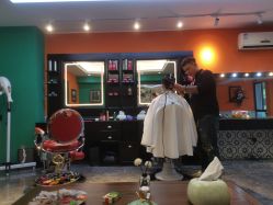 -鸿運 BARBER SHOP男士理发馆
