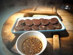 -鱼窝棚柴火铁锅炖(富山屯店)